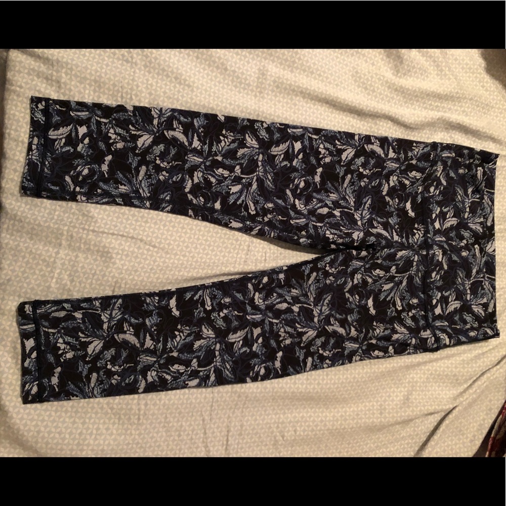 Lululemon Crops